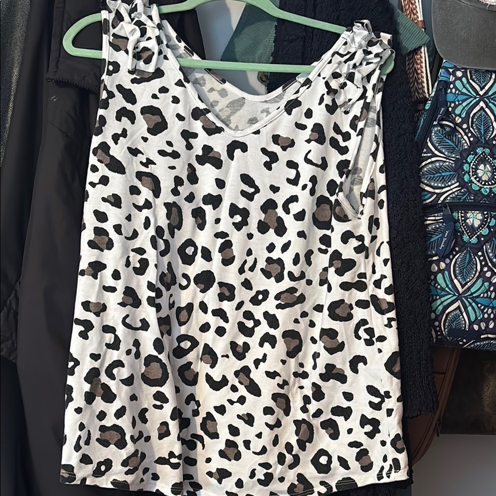 Black and White Relaxed Leopard Print Tank Top